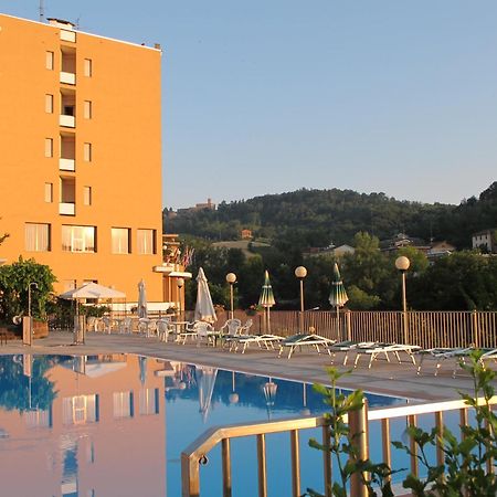 Hotel Ducale Tabiano Terme Buitenkant foto