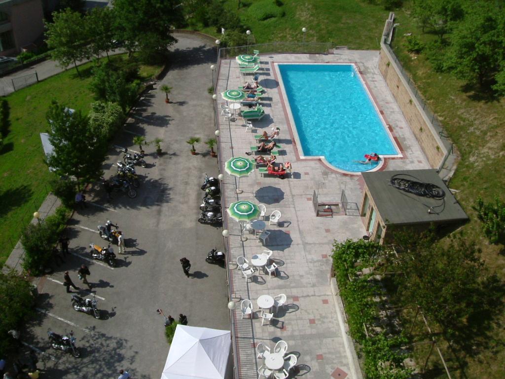 Hotel Ducale Tabiano Terme Buitenkant foto